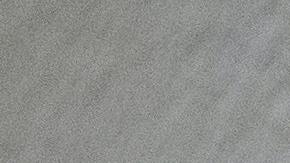 Las mujeres latinas que se desempeñan en cargos de mucamas o conserjes y solo ganan $0.61 por cada dólar pagado a un hombre blanco en la misma tarea.