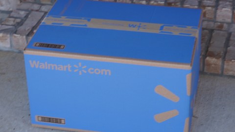 Walmart busca fortalecer sus servicio Express quitando restricciones.
