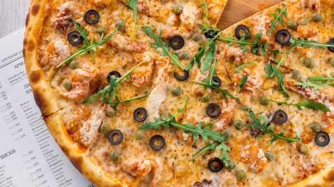 Los restaurantes aprovechan el 4/20 con ofertas especiales.