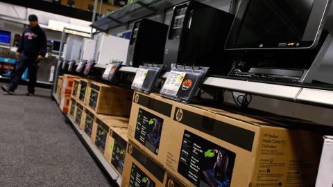 SAN FRANCISCO - FEBRUARY 19: Boxes of Hewlett-Packard desktop computers are stocked on a shelf at a Best Buy store February 19, 2008 in San Francisco, California. Hewlett-Packard Co. will announce its first-quarter earnings today and some industry analysts predict that improved PC sales will help exceed earnings estimates. (Photo by Justin Sullivan/Getty Images)