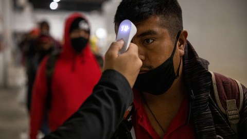 Seguro para migrantes indocumentados