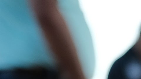 Niño latino migrante en Estados Unidos