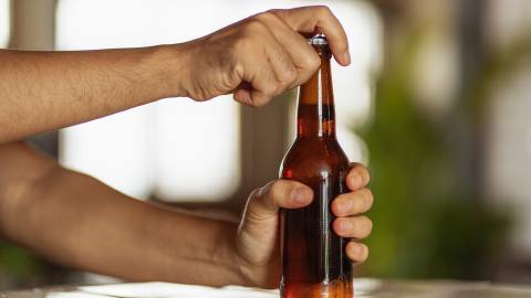 Ahora podrás disfrutar de tus bebidas alcohólicas favoritas sin salir de casa con DoorDash.