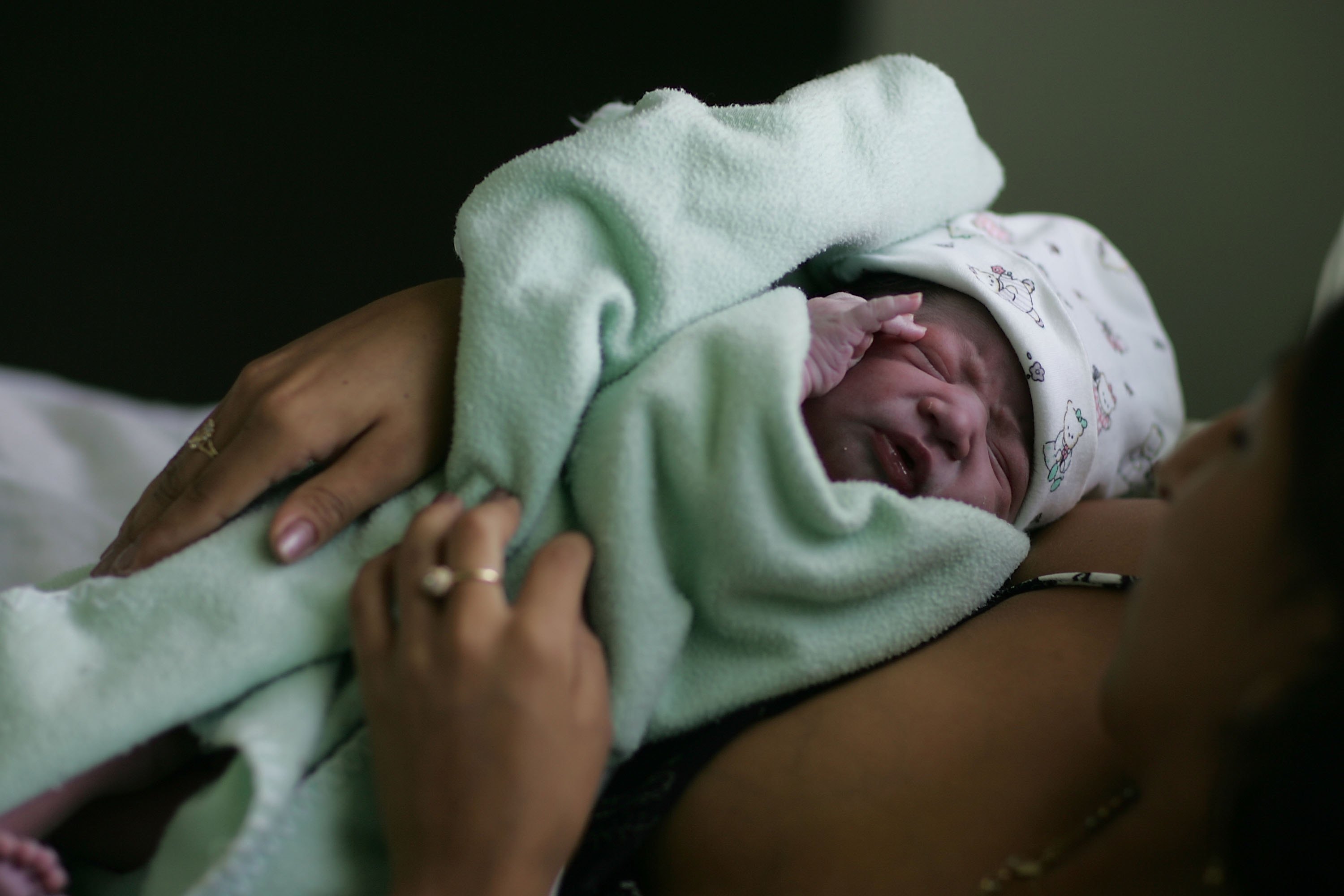 Estímulo económico para madres solteras en Estados Unidos hay