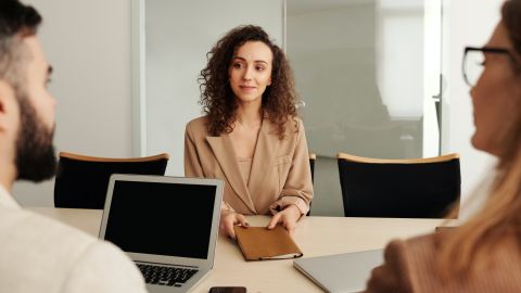 Hay diversas características que debes tomar en cuenta a la hora de buscar empleo.