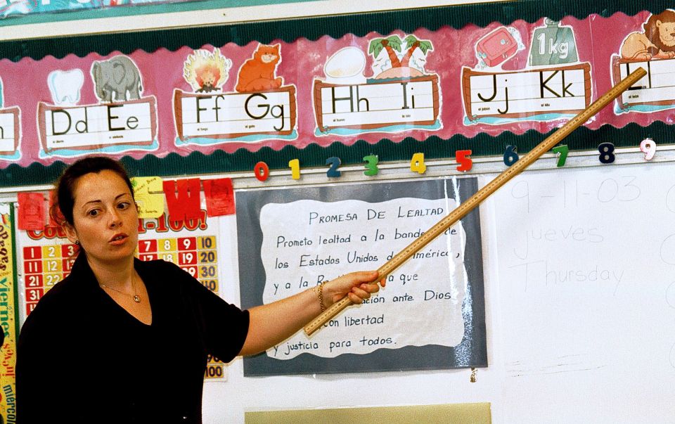 Texas busca maestros que hablen español ofrecen más de 56,000 anuales