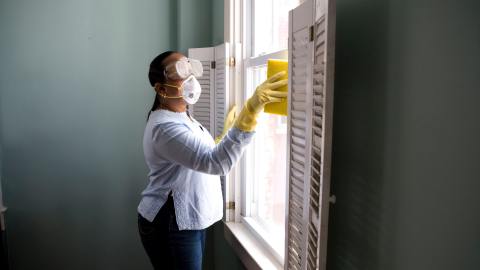 Durante la pandemia, las trabajadoras domésticas de San Francisco tuvieron que trabajar incluso estando enfermas para no perder sus ingresos.