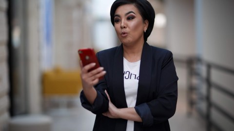 Walmart quiere que sea cada vez más fácil hacer las listas de compras de sus clientes por medio de su celular.