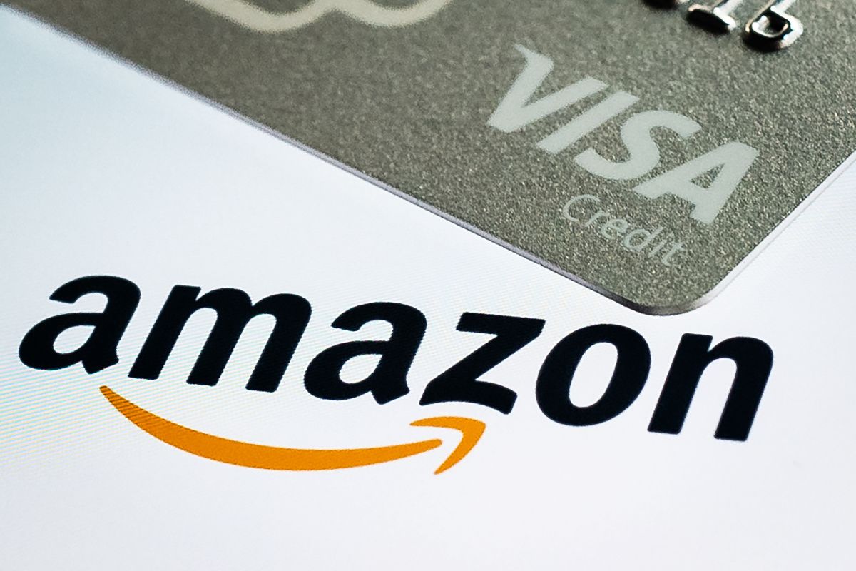 Para el Cyber Monday 2021, Amazon ofrece descuentos de hasta el 30% de descuento. (Foto por Leon Neal/Getty Images)