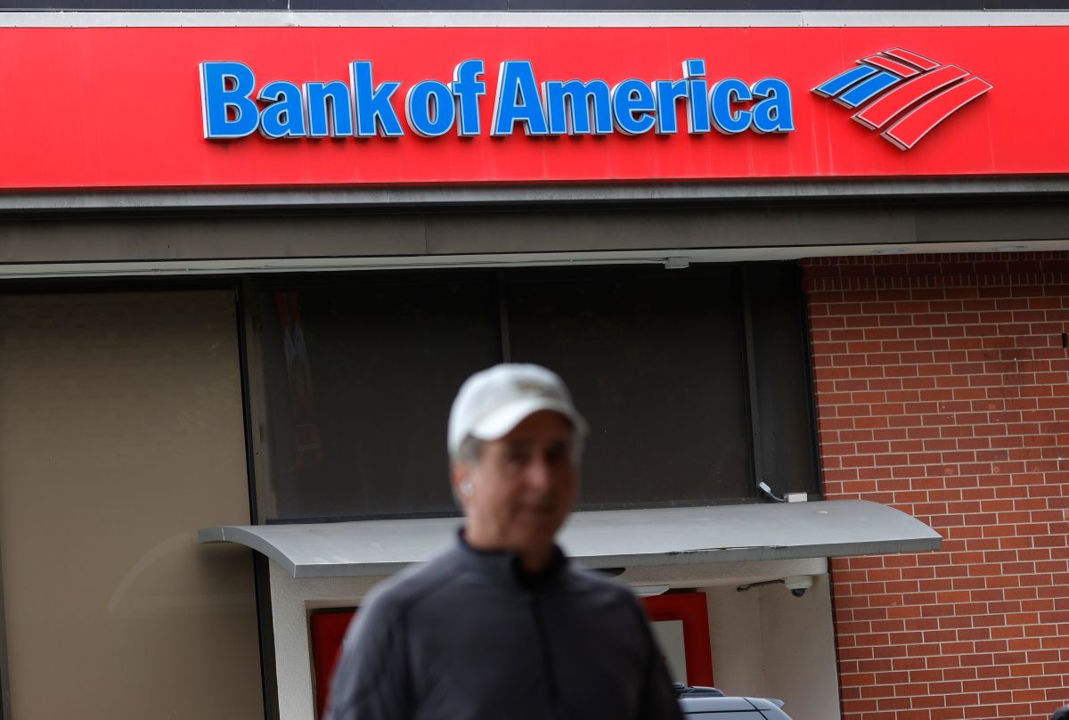 Bank of America es uno de los bancos que abre hoy, Black Friday, en su horario normal. (Foto por Justin Sullivan/Getty Images)