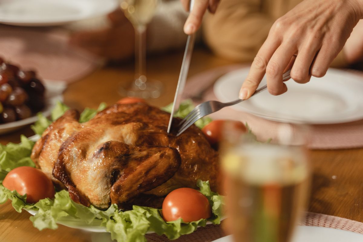 Aunque un rico pavo es imprescindible en la cena del Día de Acción de Gracias, es posible que eso cambie en muchos hogares ante la inflación de EE. UU.