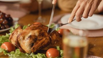 Aunque un rico pavo es imprescindible en la cena del Día de Acción de Gracias, es posible que eso cambie en muchos hogares ante la inflación de EE. UU.
