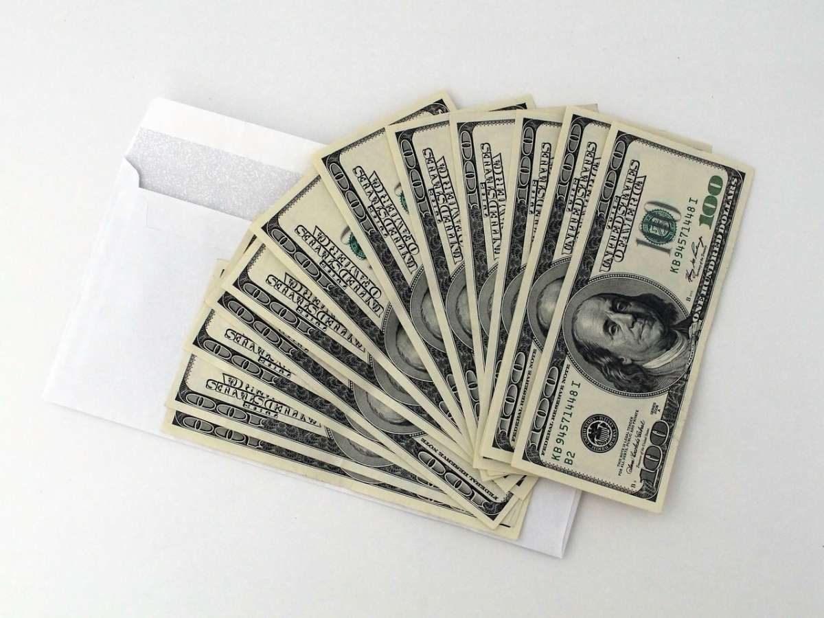 En California buscan otorgar el salario mínimo más alto de EE.UU.: $17.64  por hora - Solo Dinero