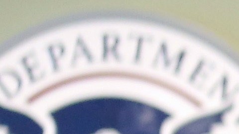 El Servicio de Ciudadanía e Inmigración de EE. UU. (USCIS) ha tenido muchos retrasos en diversos trámites importantes para los inmigrantes en el país.