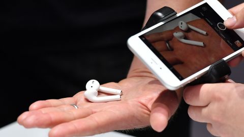 Black Friday Apple AirPods