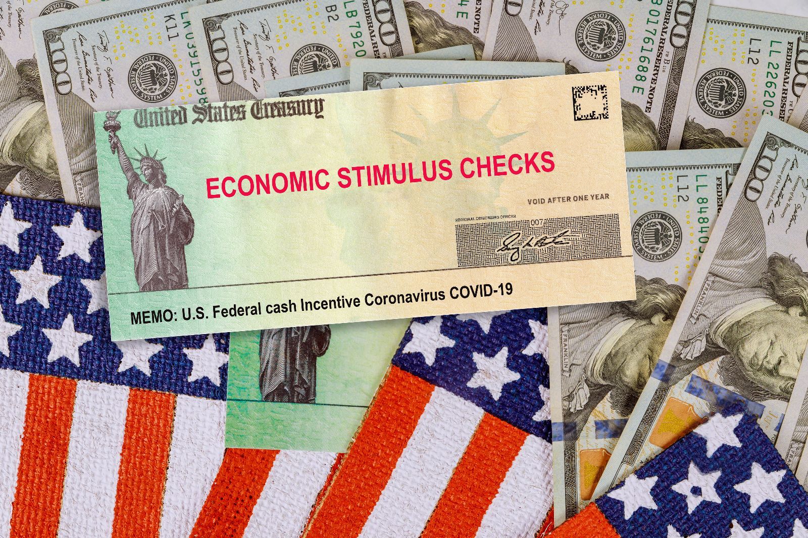 Cheque Estimulo Reverso ¿El IRS aprobó un cheque de estímulo de $1,390 en marzo 2026? - Solo Dinero