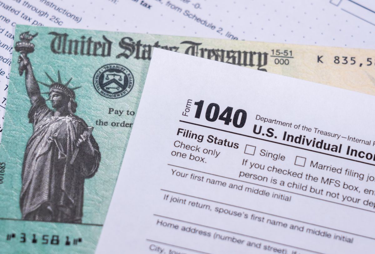 El formulario 1040 del Internal Revenue Service se usa para declarar los impuestos sobre la renta. Para la temporada fiscal 2022, se le hicieron algunos cambios.
