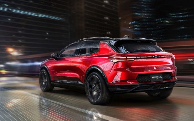 El Chevrolet Equinox EV saldrá a la venta en Estados Unidos en el otoño del 2023.