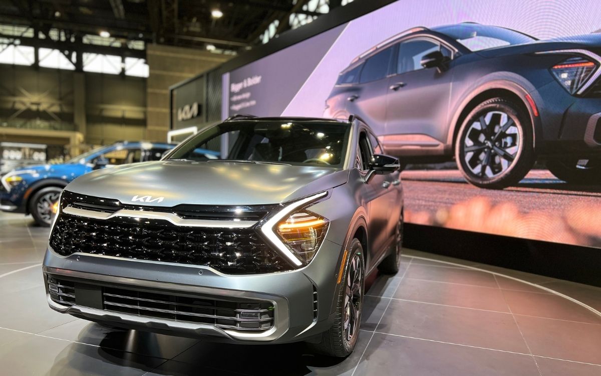 En el Auto Show Chicago 2022, Kia presentó esta semana nuevas versiones del SUV Sportage, incluyendo una con sistema Plug.in Hybrid. 