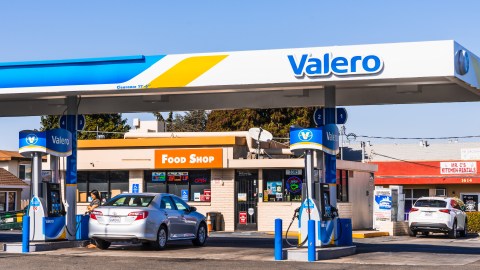 Estación de gasolina en California