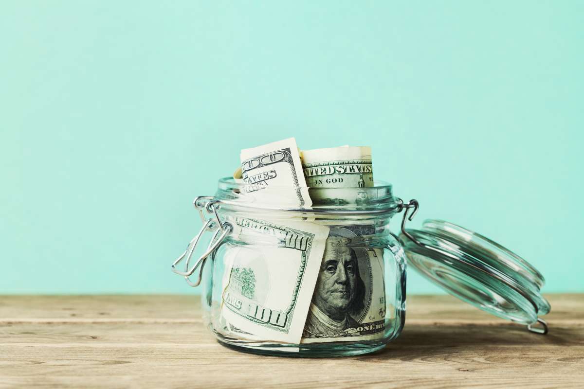 Cómo ahorrar hasta $20,000 dólares en 5 años con tres simples acciones  efectivas - Solo Dinero