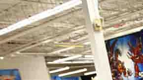 Los consumidores continúan gastando