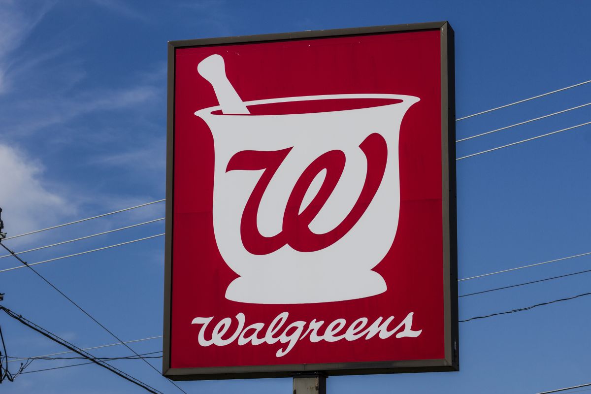 Walgreens está otrgando bonos de firma de hasta $75,000 dólares.