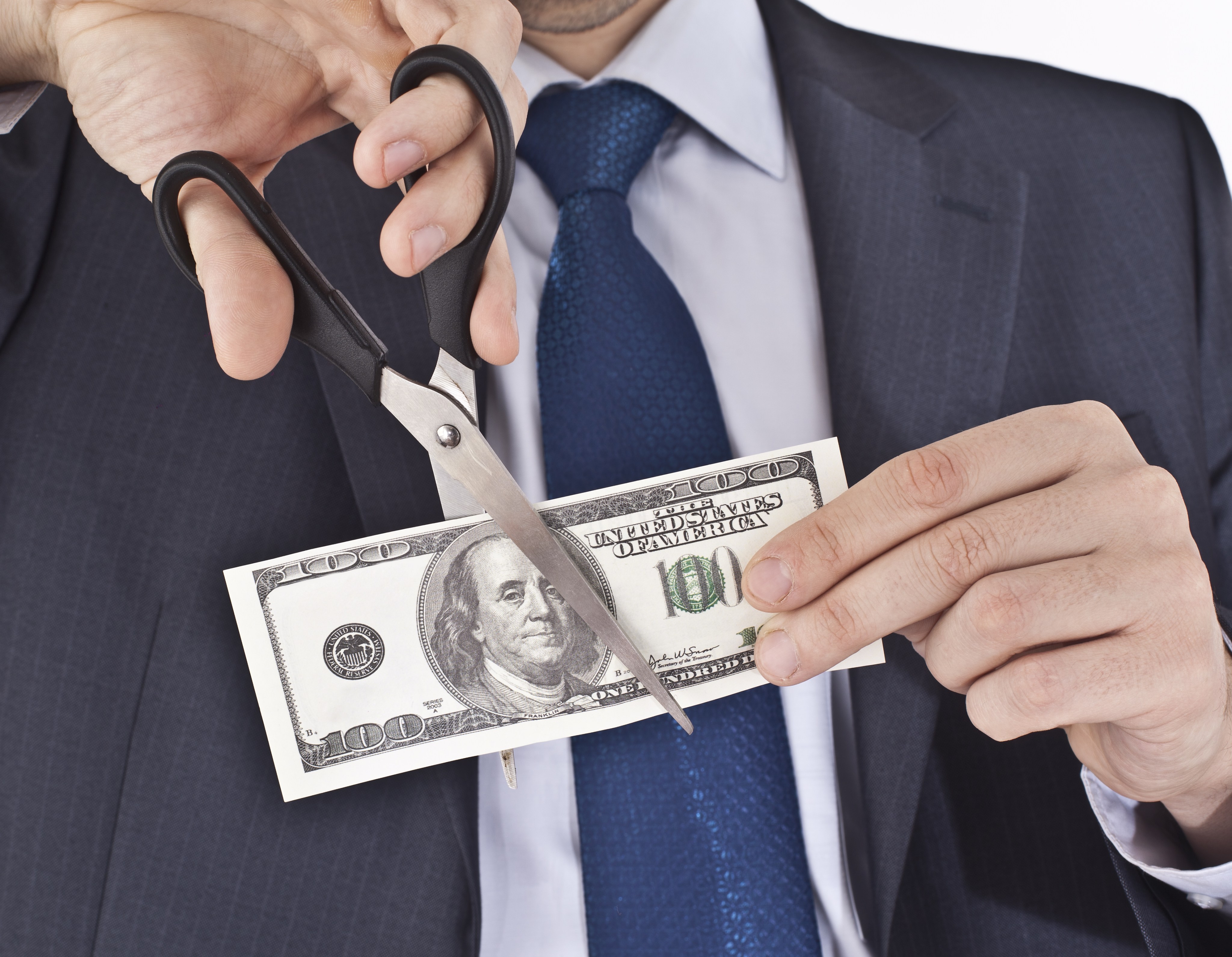 Mi empleador ha decidido bajar mi salario sin notificarme: qué debo hacer -  Solo Dinero