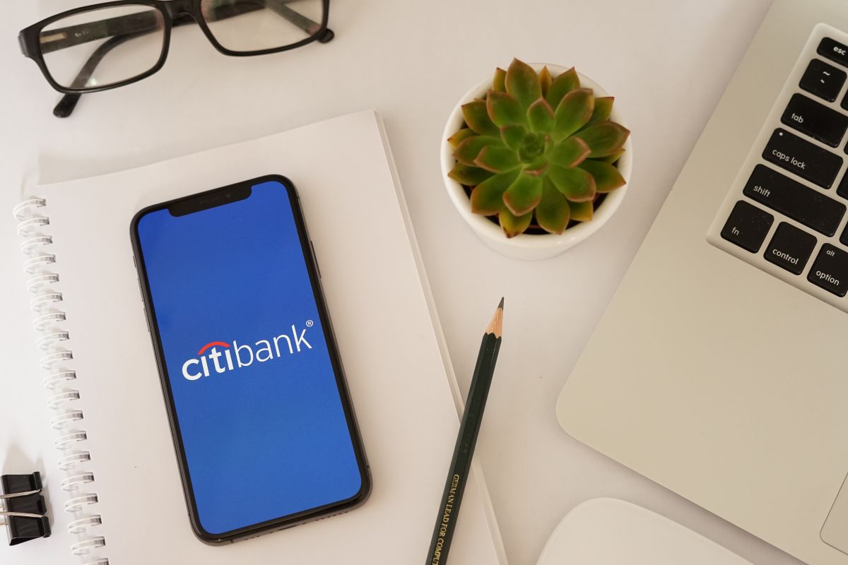 Citibank  en Estados Unidos le está ofreciendo pagar la matrícula universitaria a sus empleados elegibles. 