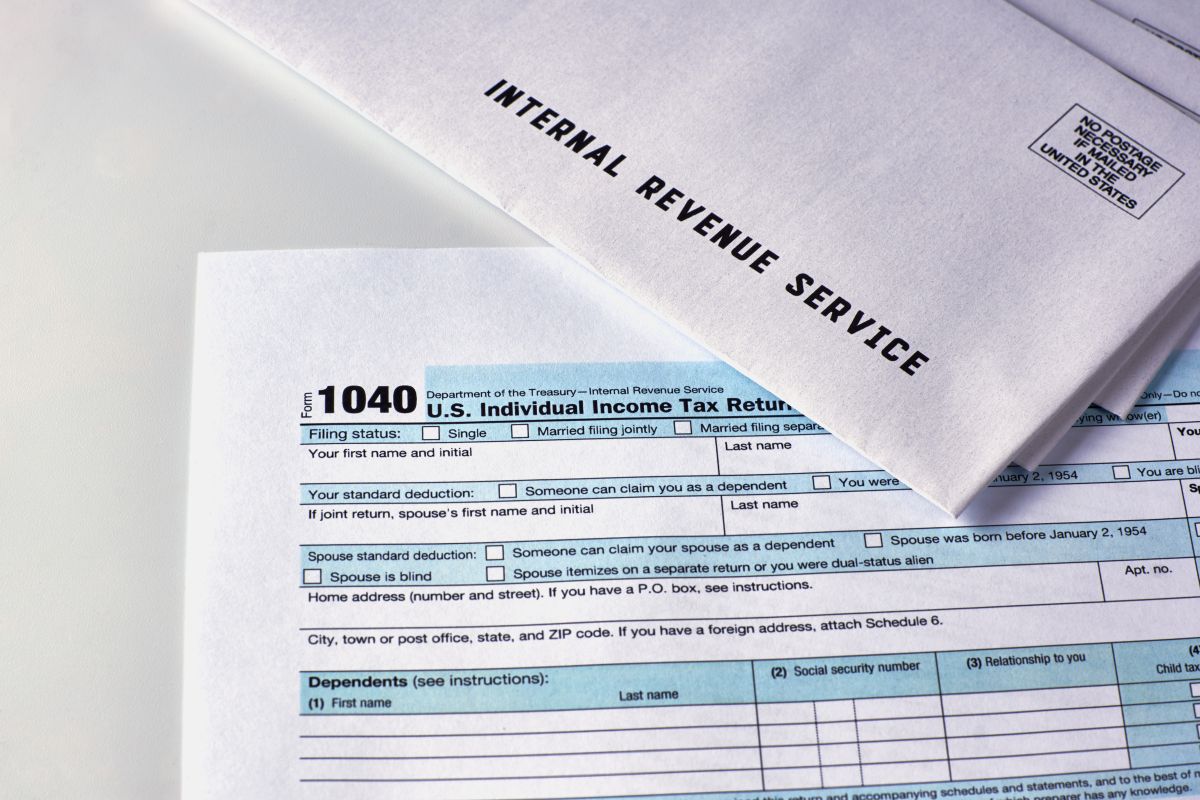 El IRS otorgará reembolsos promedio de $750 dólares por contribuyente. 