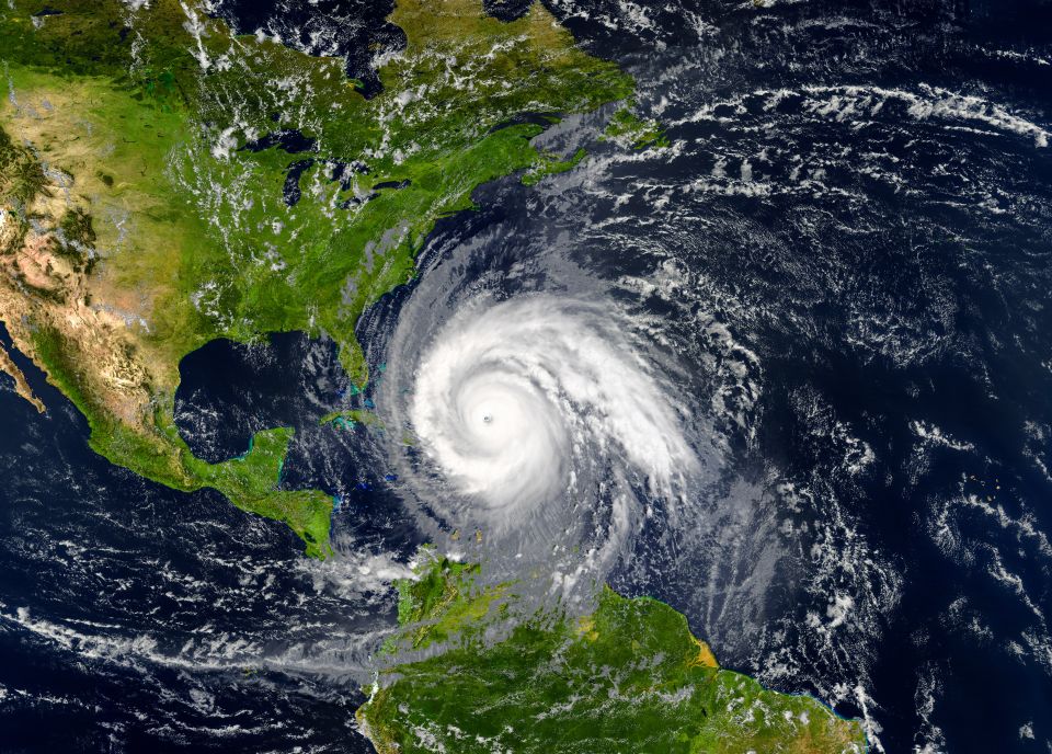 After Fiona, comes Hurricane Ian in the US: how to prepare financially for a natural threat and what help the federal government will give