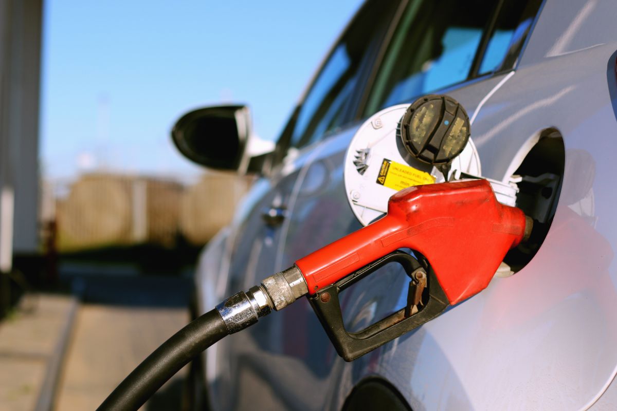 Los precios de la gasolina subieron un centavo en dos días, lo que se rompe una racha de 98 días de caídas.