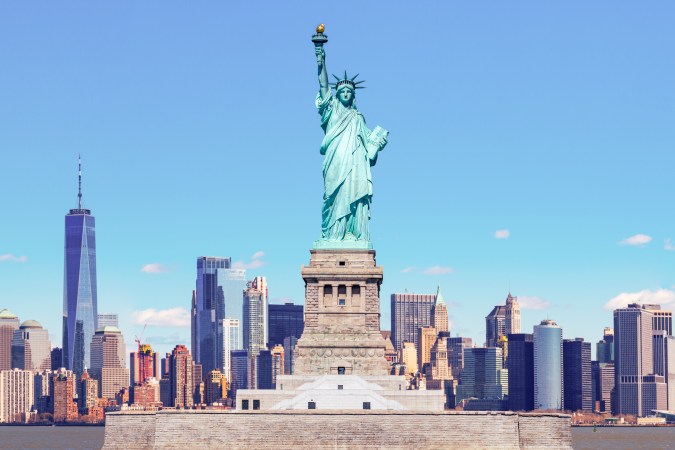 salario mínimo nueva york por hora