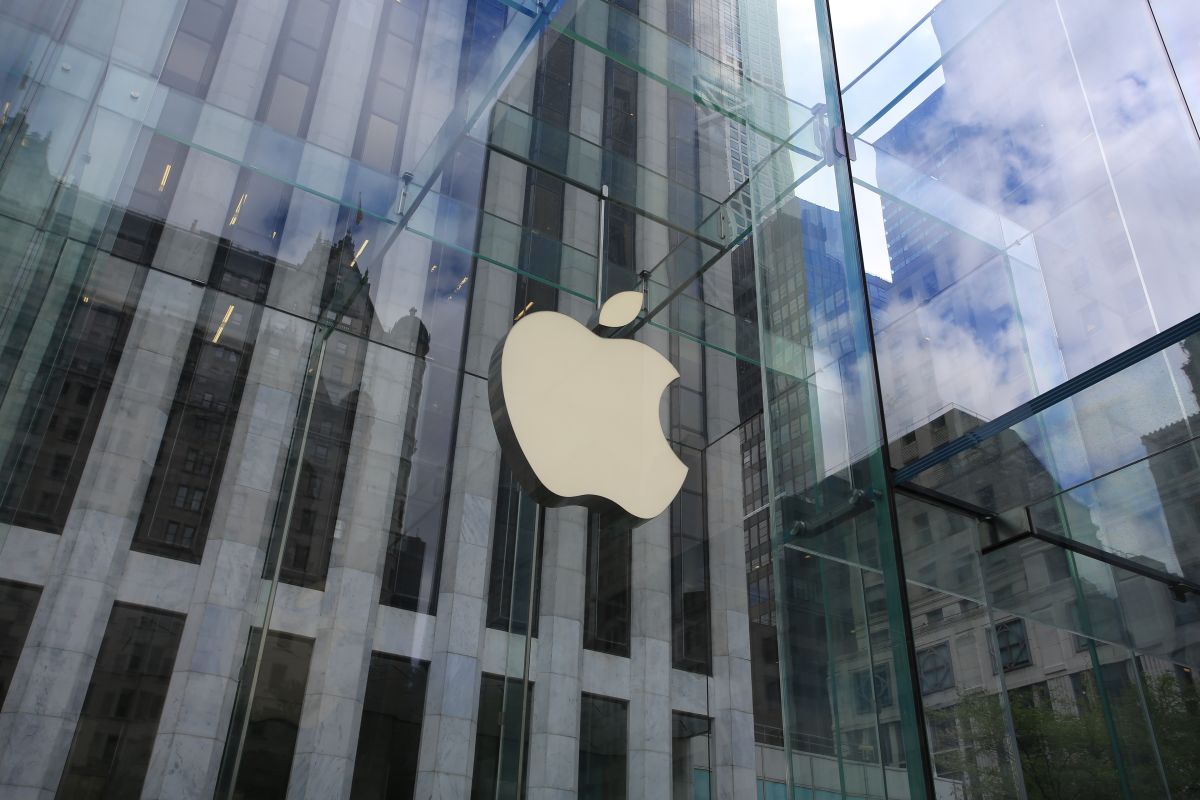 La Oficina de Relaciones Laborales de EE.UU. emitió una queja en contra de Apple, empresa que fue acusada de vigilar a los empleados que quieren sindicalizarse en EE.UU.