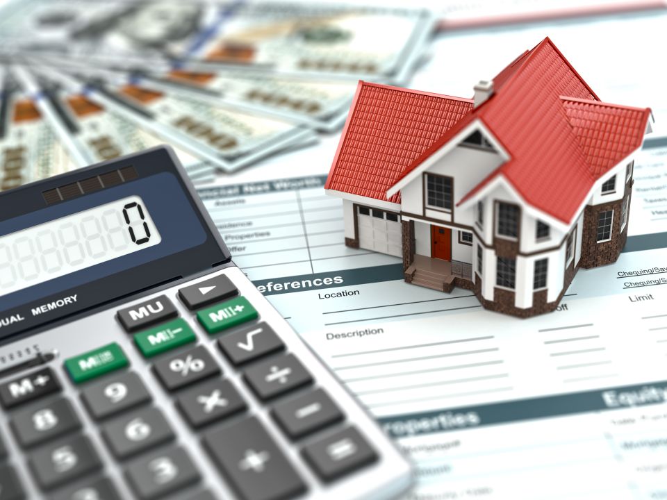 What taxes are paid when selling a house in the United States