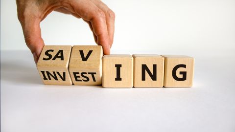 Invertir o ahorrar... ¿Qué decidir? Todo depende de tus metas financieras.