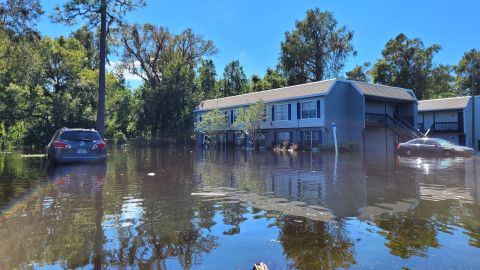 asistencia fema huracán ian
