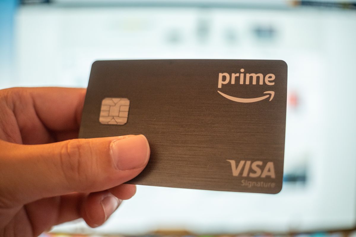 Amazon posee varias opciones de tarjeta de crédito para sus clientes. 