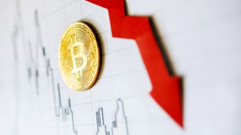 Criptomonedas: Bitcoin llega a su punto más bajo en los últimos dos años