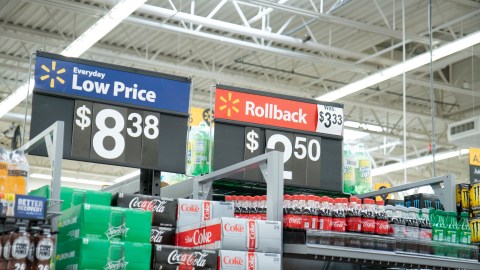 Qué son los carteles de Rollback en Walmart en EE.UU.