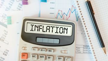 La inflación está cediendo en EE.UU.: qué significa eso para tu salario