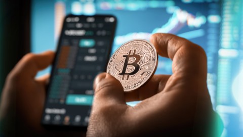 vale la pena invertir o no en criptomonedas