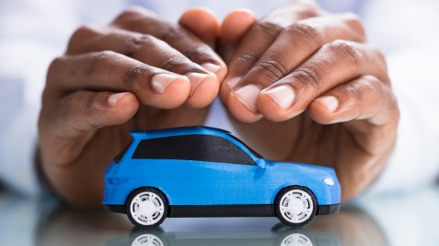 Qué es el Seguro de Protección Garantizada para Autos y cómo funciona en EE.UU.