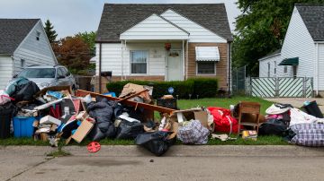 Alquileres en EE.UU.: qué puedes hacer si tu casero saca tus cosas de la vivienda por no haber pagado la renta