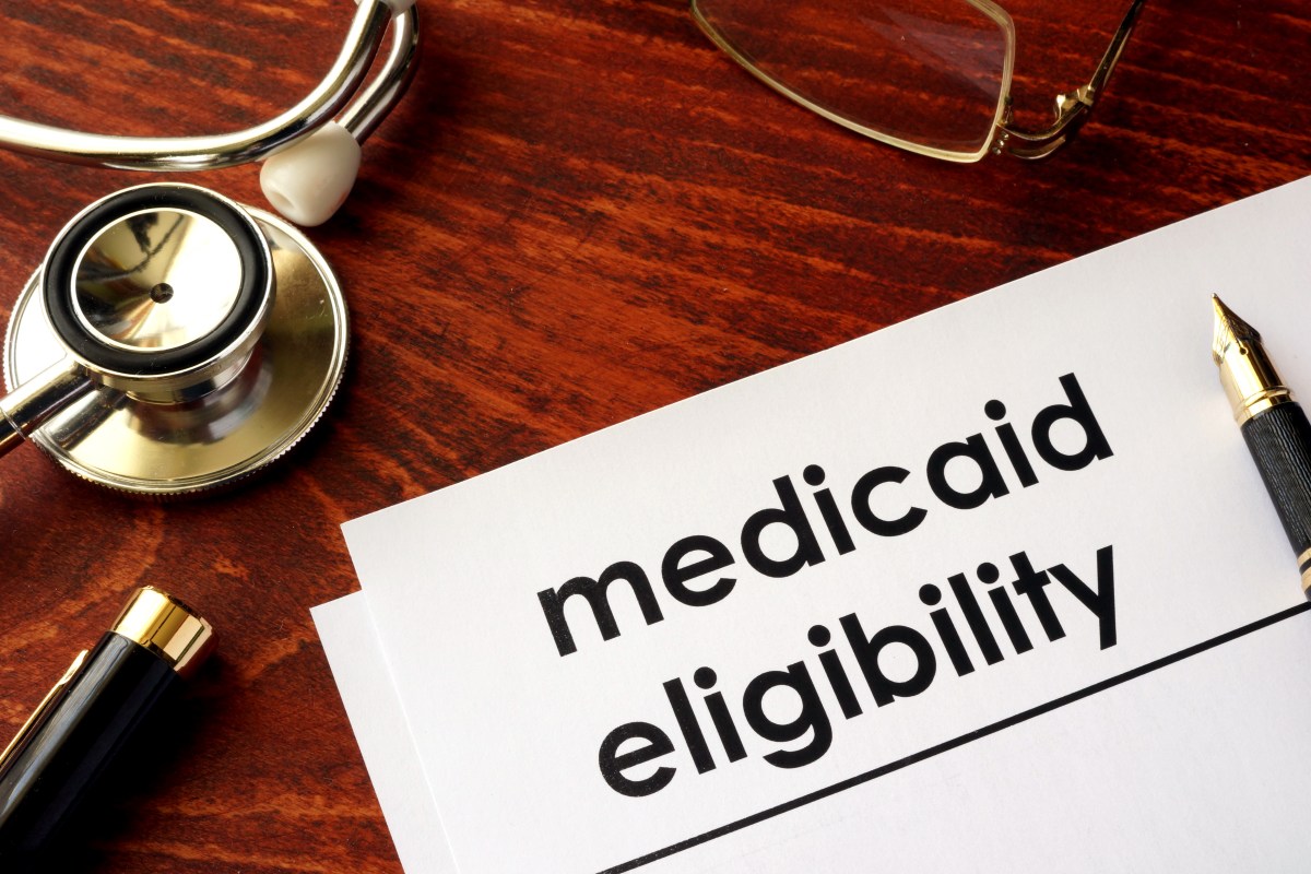 Qué requisitos necesitas para calificar para el Medicaid 2025 Solo Dinero