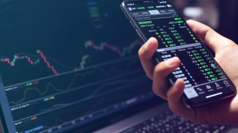 Mercados financieros se recuperan luego de los anuncios de inflación de noviembre en EE.UU.: ¿es un buen momento para invertir?
