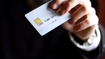 Cuánto tarda en llegar una nueva tarjeta de crédito en EE.UU.