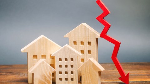 Redfin pronostica que los intereses de las hipotecas en EE.UU. bajarán a menos del 6% en 2023