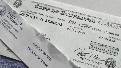 Cheque de estímulo en California