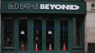 Bed, Bath & Beyond advierte oficialmente acerca de la posibilidad de caer en bancarrota en EE.UU.